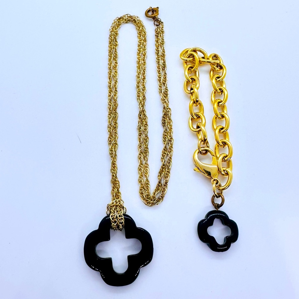 Black onyx clover necklace and bracelet set